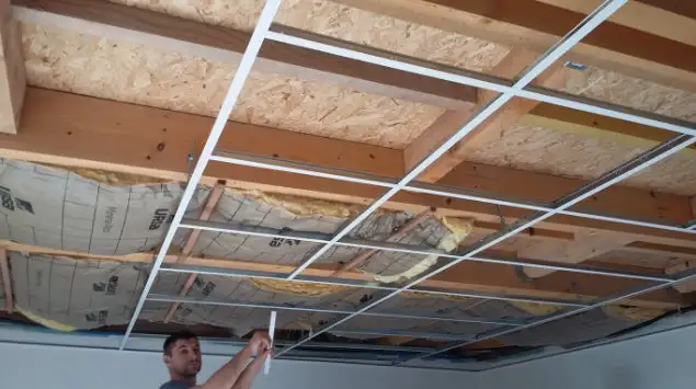pose-de-rail-de-plafond